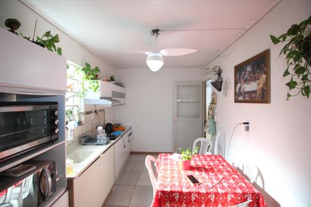 Casa à venda com 168m², 2 quartos e 1 vagaCozinha