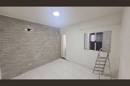 Quarto Suíte de casa para alugar com 2 quartos, 80m² em Parque Santa Madalena, São Paulo