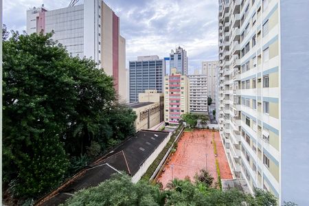 Apartamento para alugar com 76m², 2 quartos e 1 vagaVaranda - Vista