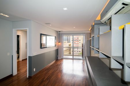 Sala de apartamento para alugar com 2 quartos, 76m² em Bela Vista, São Paulo