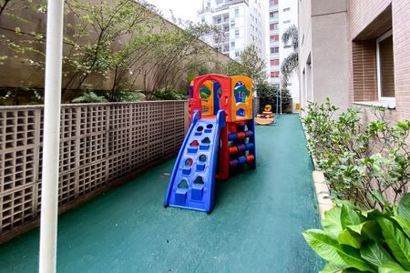 Apartamento para alugar com 76m², 2 quartos e 1 vagaPlayground