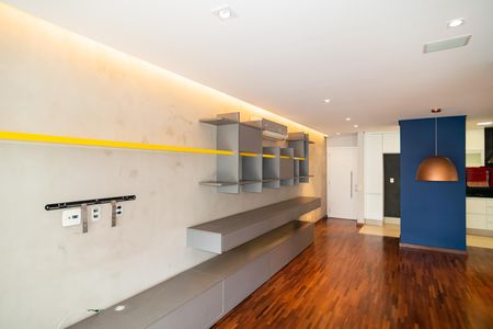 Sala de apartamento para alugar com 2 quartos, 76m² em Bela Vista, São Paulo