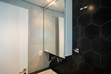 Apartamento para alugar com 76m², 2 quartos e 1 vagaBanheiro Quarto 2 - Suíte