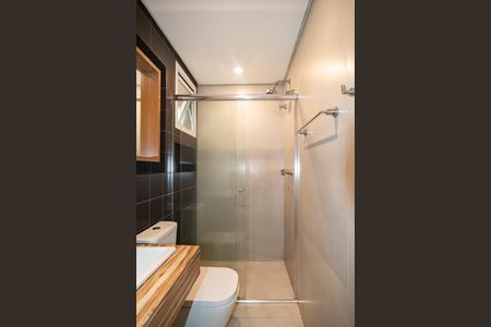 Apartamento para alugar com 76m², 2 quartos e 1 vagaBanheiro Quarto 1 - Suíte