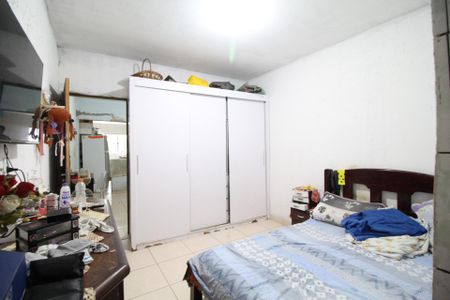 Casa à venda com 140m², 2 quartos e 1 vagaQuarto