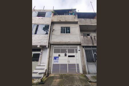 Casa à venda com 140m², 2 quartos e 1 vagaFachada