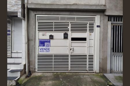 Casa à venda com 140m², 2 quartos e 1 vagaFachada