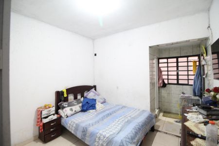 Casa à venda com 140m², 2 quartos e 1 vagaQuarto
