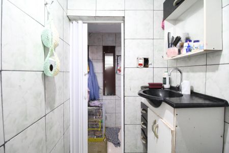 Casa à venda com 140m², 2 quartos e 1 vagaBanheiro