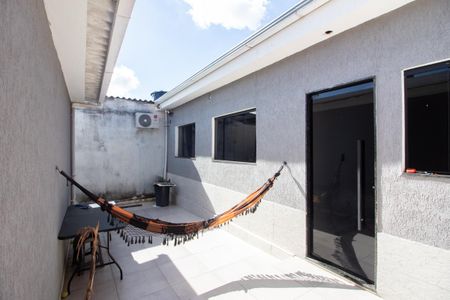 Casa à venda com 360m², 4 quartos e 3 vagas Casa à venda com 360m², 4 quartos e 3 vagasCasa 2 - Varanda