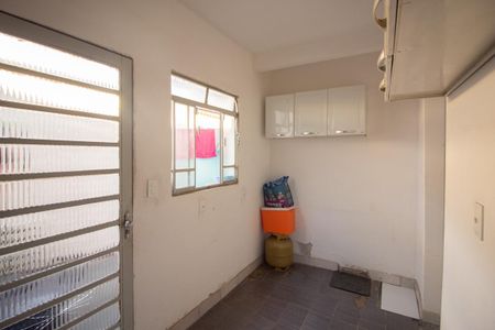 Casa à venda com 360m², 4 quartos e 3 vagas Casa à venda com 360m², 4 quartos e 3 vagasCasa 1 - Área