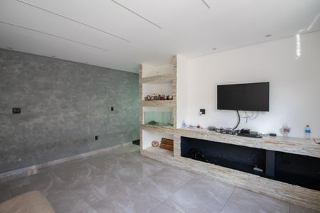 Casa à venda com 360m², 4 quartos e 3 vagas Casa à venda com 360m², 4 quartos e 3 vagasCasa 2 - Sala