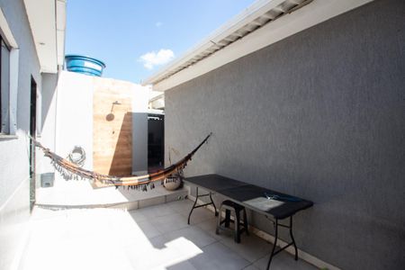 Casa à venda com 360m², 4 quartos e 3 vagas Casa à venda com 360m², 4 quartos e 3 vagasCasa 2 - Varanda