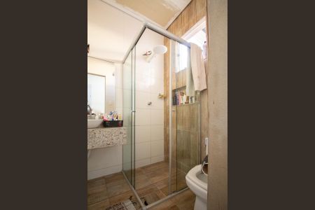 Casa à venda com 360m², 4 quartos e 3 vagas Casa à venda com 360m², 4 quartos e 3 vagasCasa 1 - Banheiro da Suíte