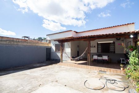 Casa 1 -Garagem de casa à venda com 4 quartos, 360m² em Dom Bosco, Belo Horizonte