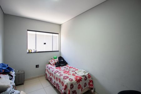 Casa à venda com 360m², 4 quartos e 3 vagas Casa à venda com 360m², 4 quartos e 3 vagasCasa 2 - Quarto 2