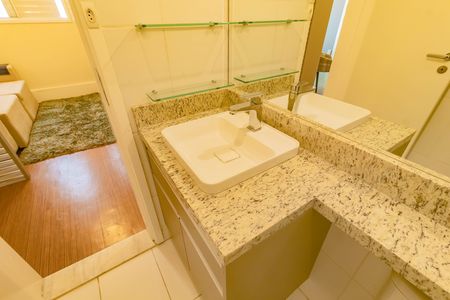 Apartamento para alugar com 2 quartos, 69m² em Vila Sao Paulo, São Paulo