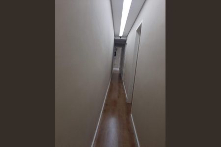 Casa para alugar com 252m², 4 quartos e 3 vagasCorredor