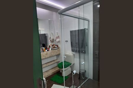 Casa para alugar com 252m², 4 quartos e 3 vagasBanheiro