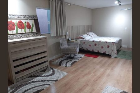 Casa para alugar com 252m², 4 quartos e 3 vagasQuarto