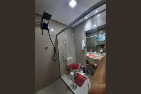 Casa para alugar com 252m², 4 quartos e 3 vagasBanheiro