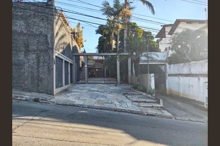 Fachada de casa à venda com 3 quartos, 550m² em Tremembé, São Paulo