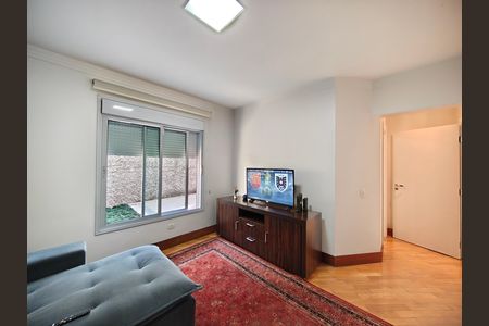 Sala de TV de casa à venda com 3 quartos, 550m² em Tremembé, São Paulo