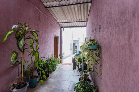 Casa à venda com 220m², 3 quartos e 4 vagas Casa à venda com 220m², 3 quartos e 4 vagasEntrada