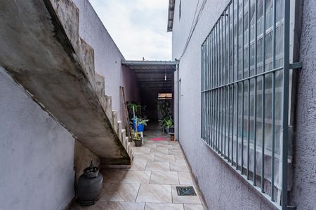 Casa à venda com 220m², 3 quartos e 4 vagas Casa à venda com 220m², 3 quartos e 4 vagasQuintal