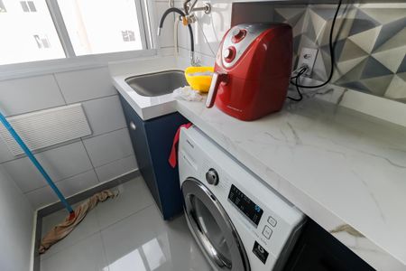 Apartamento à venda com 42m², 2 quartos e 1 vaga Apartamento à venda com 42m², 2 quartos e 1 vagaÁrea de Serviço