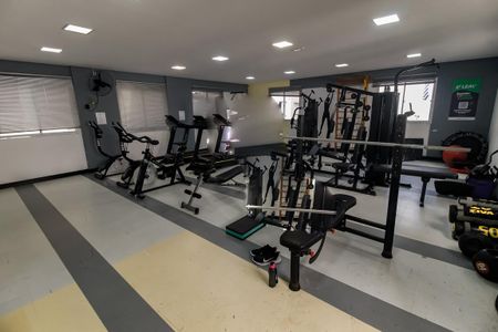 Apartamento à venda com 42m², 2 quartos e 1 vaga Apartamento à venda com 42m², 2 quartos e 1 vagaÁrea comum - Academia