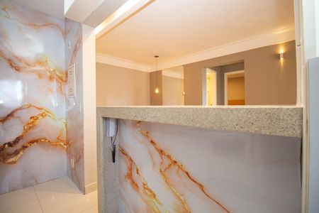 Apartamento para alugar com 65m², 2 quartos e 1 vaga Apartamento para alugar com 65m², 2 quartos e 1 vagaCozinha e Área de Serviço