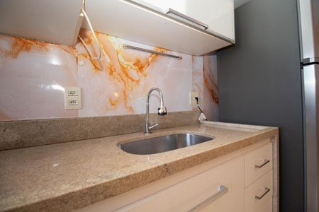 Apartamento para alugar com 65m², 2 quartos e 1 vaga Apartamento para alugar com 65m², 2 quartos e 1 vagaCozinha e Área de Serviço