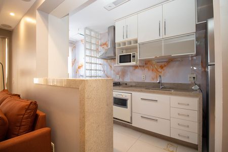 Apartamento para alugar com 65m², 2 quartos e 1 vaga Apartamento para alugar com 65m², 2 quartos e 1 vagaCozinha e Área de Serviço