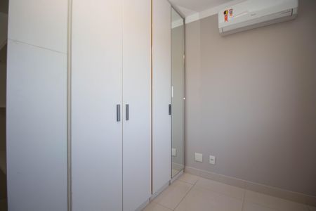 Apartamento para alugar com 65m², 2 quartos e 1 vaga Apartamento para alugar com 65m², 2 quartos e 1 vagaQuarto