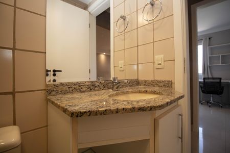 Apartamento para alugar com 65m², 2 quartos e 1 vaga Apartamento para alugar com 65m², 2 quartos e 1 vagaBanheiro Social