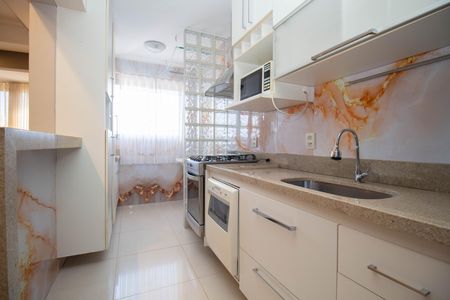 Apartamento para alugar com 65m², 2 quartos e 1 vaga Apartamento para alugar com 65m², 2 quartos e 1 vagaCozinha e Área de Serviço