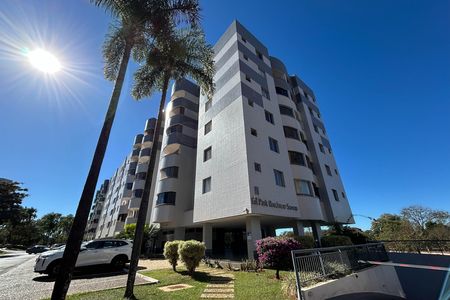 Apartamento para alugar com 65m², 2 quartos e 1 vaga Apartamento para alugar com 65m², 2 quartos e 1 vagaFachada