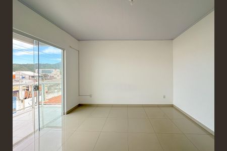 Casa para alugar com 91m², 2 quartos e 2 vagasSuite 2