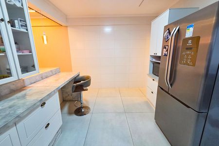 Apartamento para alugar com 81m², 2 quartos e 1 vagaCozinha