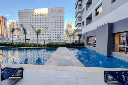 Apartamento para alugar com 24m², 1 quarto e sem vagaÁrea comum - Piscina