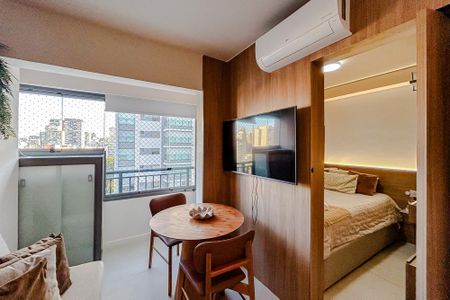 Sala de apartamento para alugar com 1 quarto, 24m² em Vila Nova Conceição, São Paulo