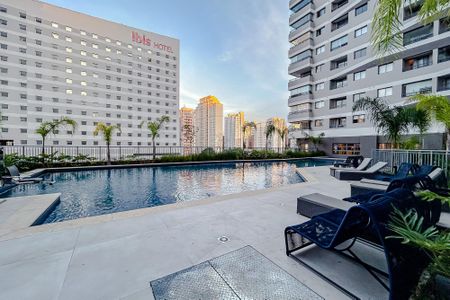 Apartamento para alugar com 24m², 1 quarto e sem vagaÁrea comum - Piscina