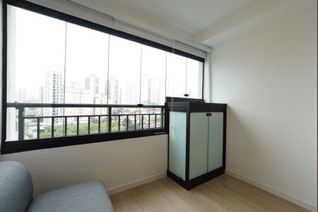 Studio para alugar com 32m², 1 quarto e sem vagaVaranda