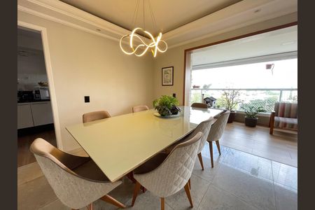 Apartamento à venda com 149m², 3 quartos e 2 vagas Apartamento à venda com 149m², 3 quartos e 2 vagasSala