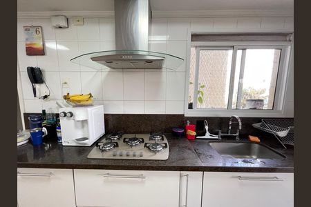 Apartamento à venda com 149m², 3 quartos e 2 vagas Apartamento à venda com 149m², 3 quartos e 2 vagasCozinha