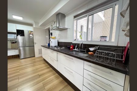Apartamento à venda com 149m², 3 quartos e 2 vagas Apartamento à venda com 149m², 3 quartos e 2 vagasCozinha