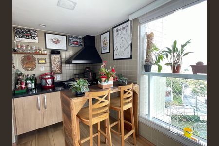 Apartamento à venda com 149m², 3 quartos e 2 vagas Apartamento à venda com 149m², 3 quartos e 2 vagasVaranda