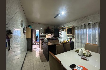 Casa para alugar com 370m², 4 quartos e 1 vagaCozinha