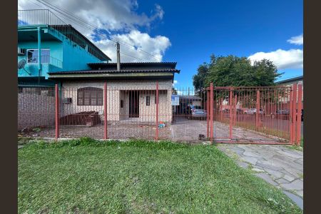 Casa para alugar com 370m², 4 quartos e 1 vagaFachada